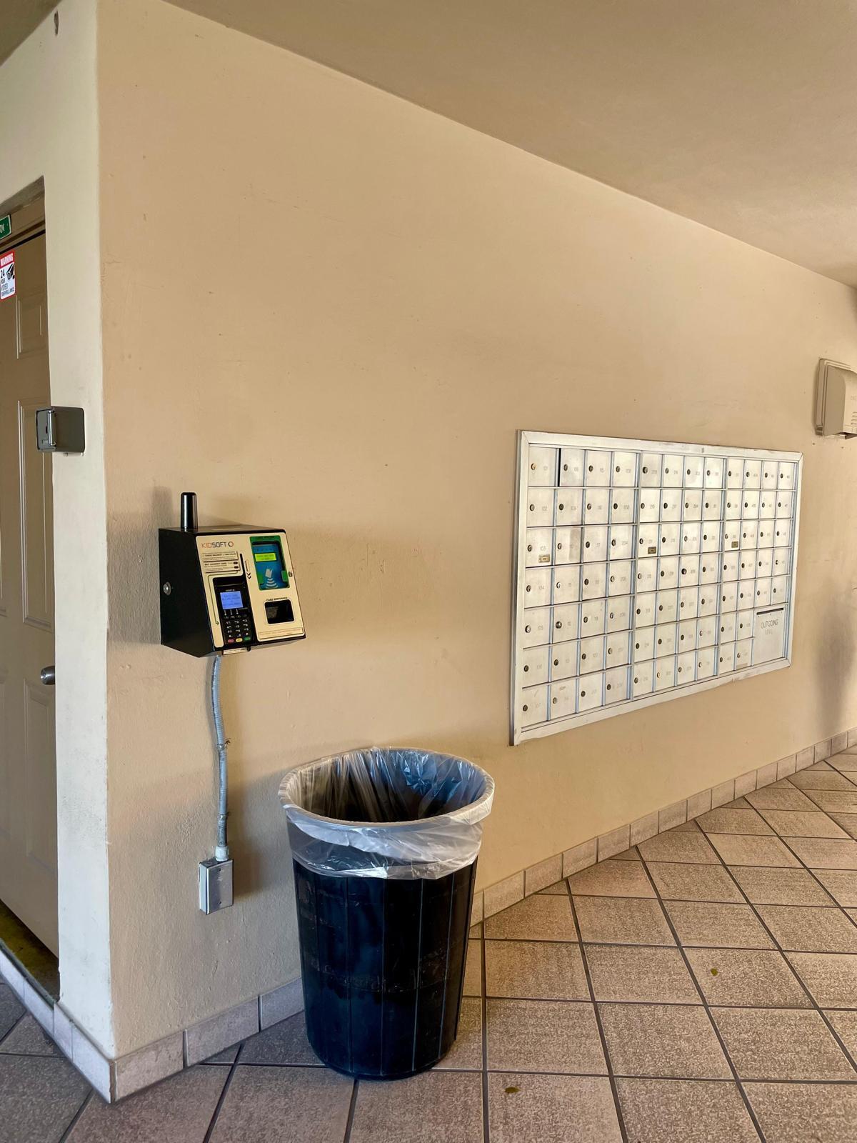 ROLLING GREEN CONDO D - Residential