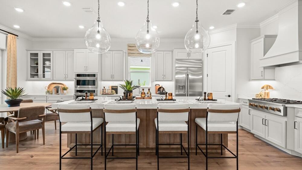 ASTOR CREEK - Residential