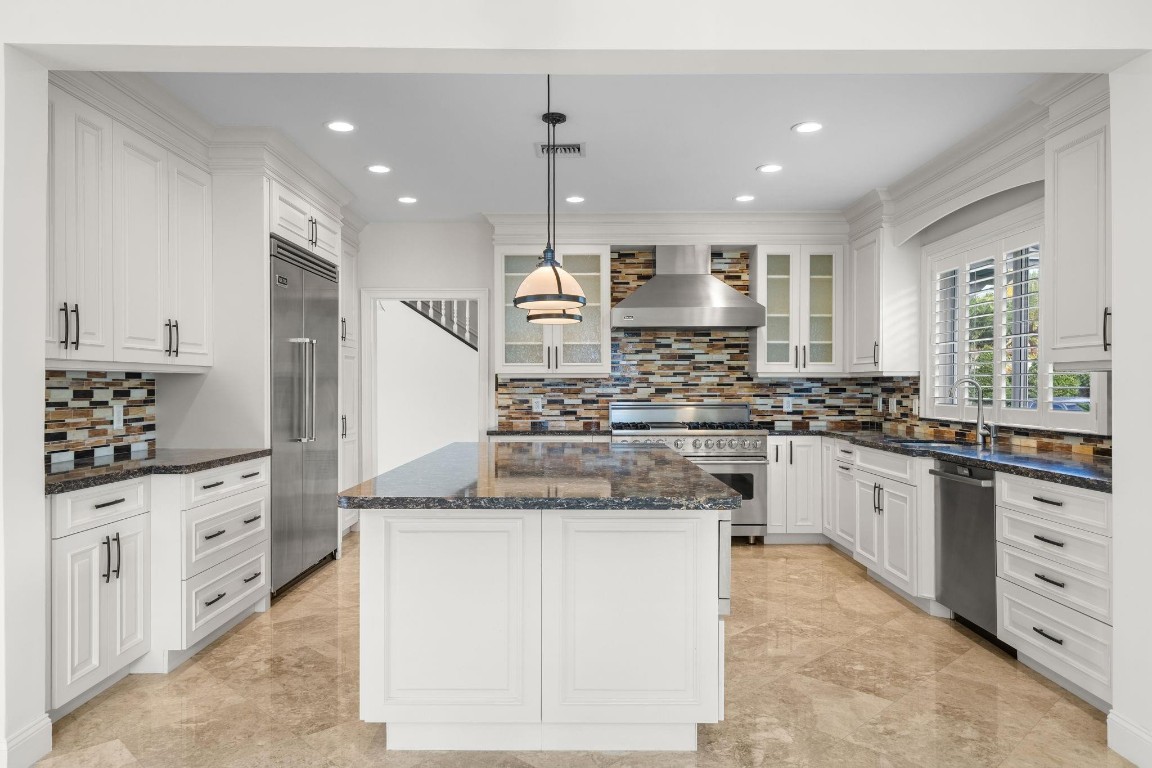 Venetian Isles 1st Sec 43 - Residential