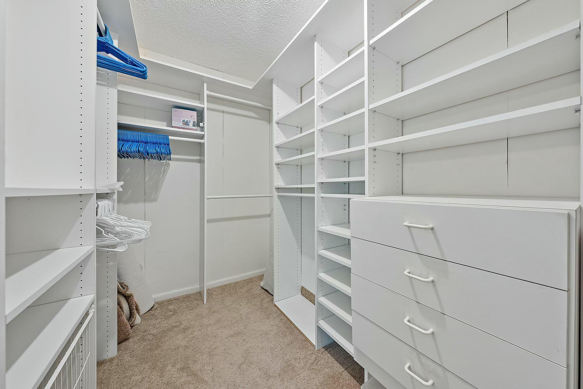 OCEAN TRAIL CONDO IV - Residential