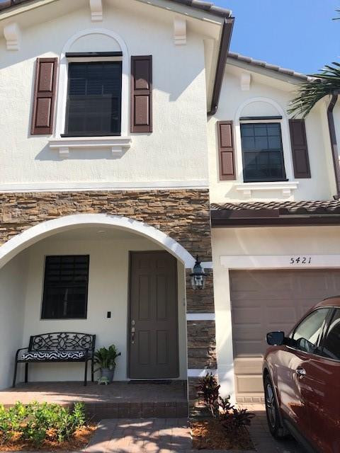 Horizon at Celebration Po - Residential