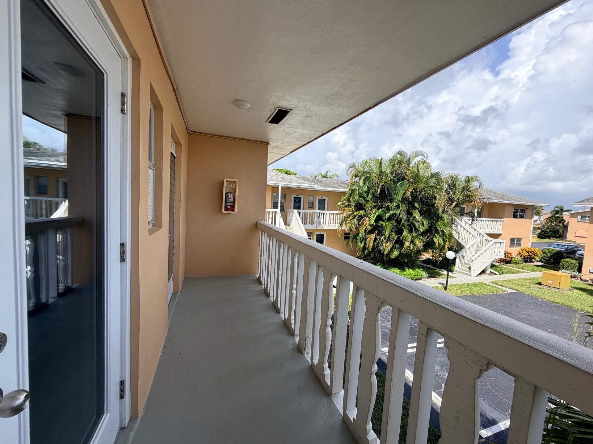 Village Royale Condo 01 - Residential Lease