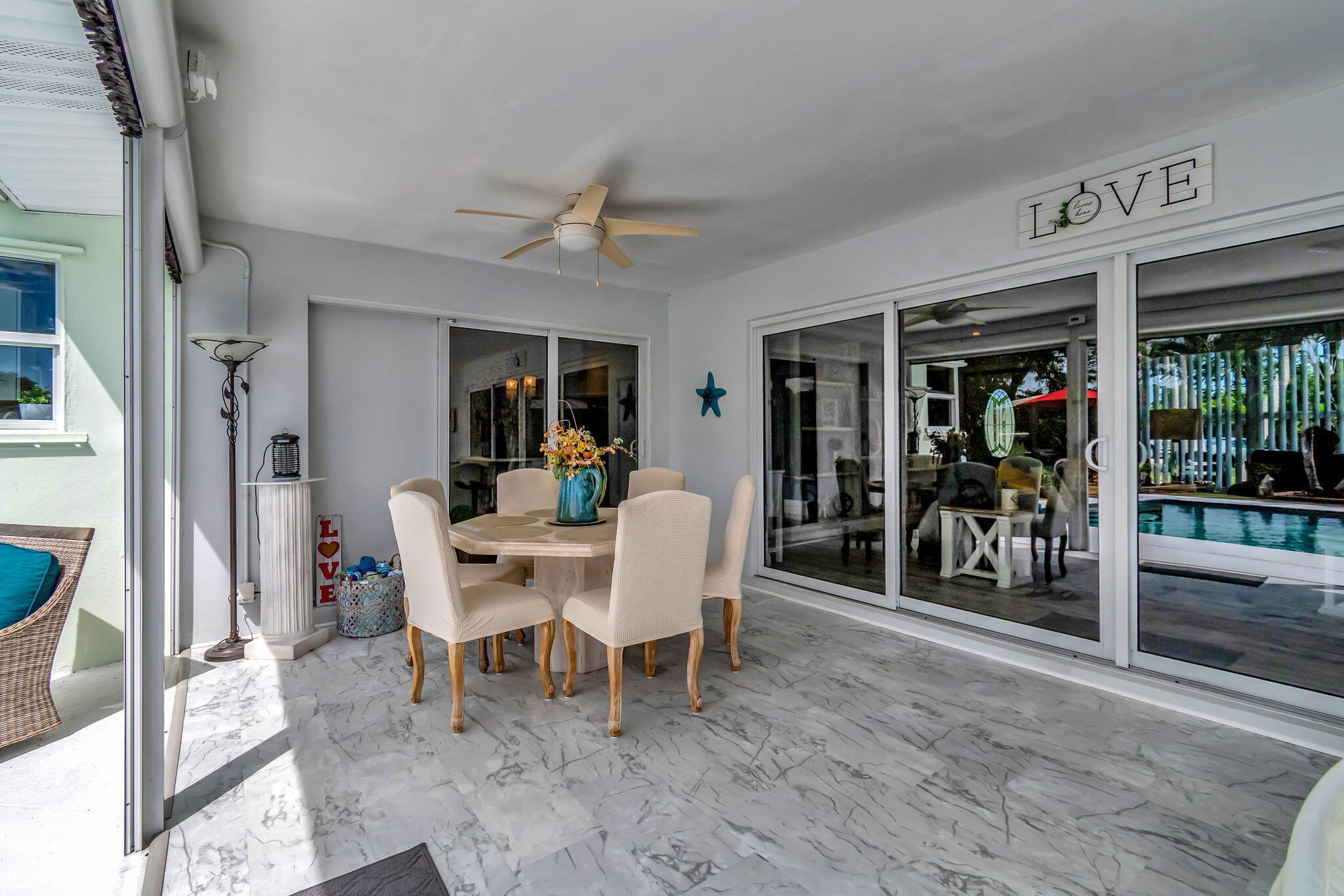 VENETIAN ISLE - Residential