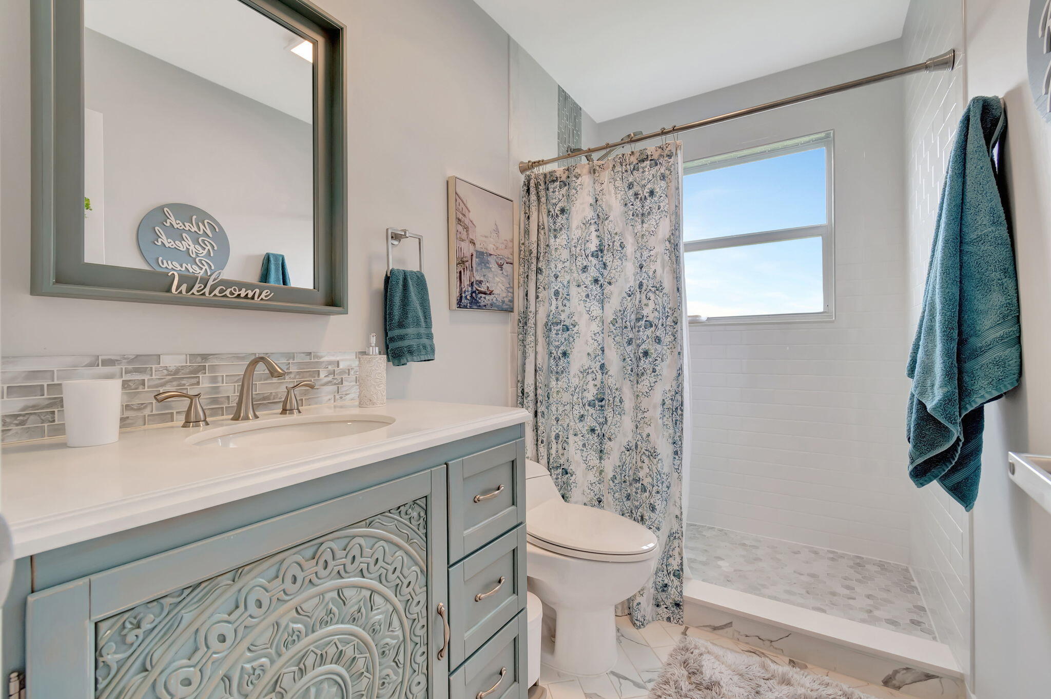 VENETIAN ISLE - Residential