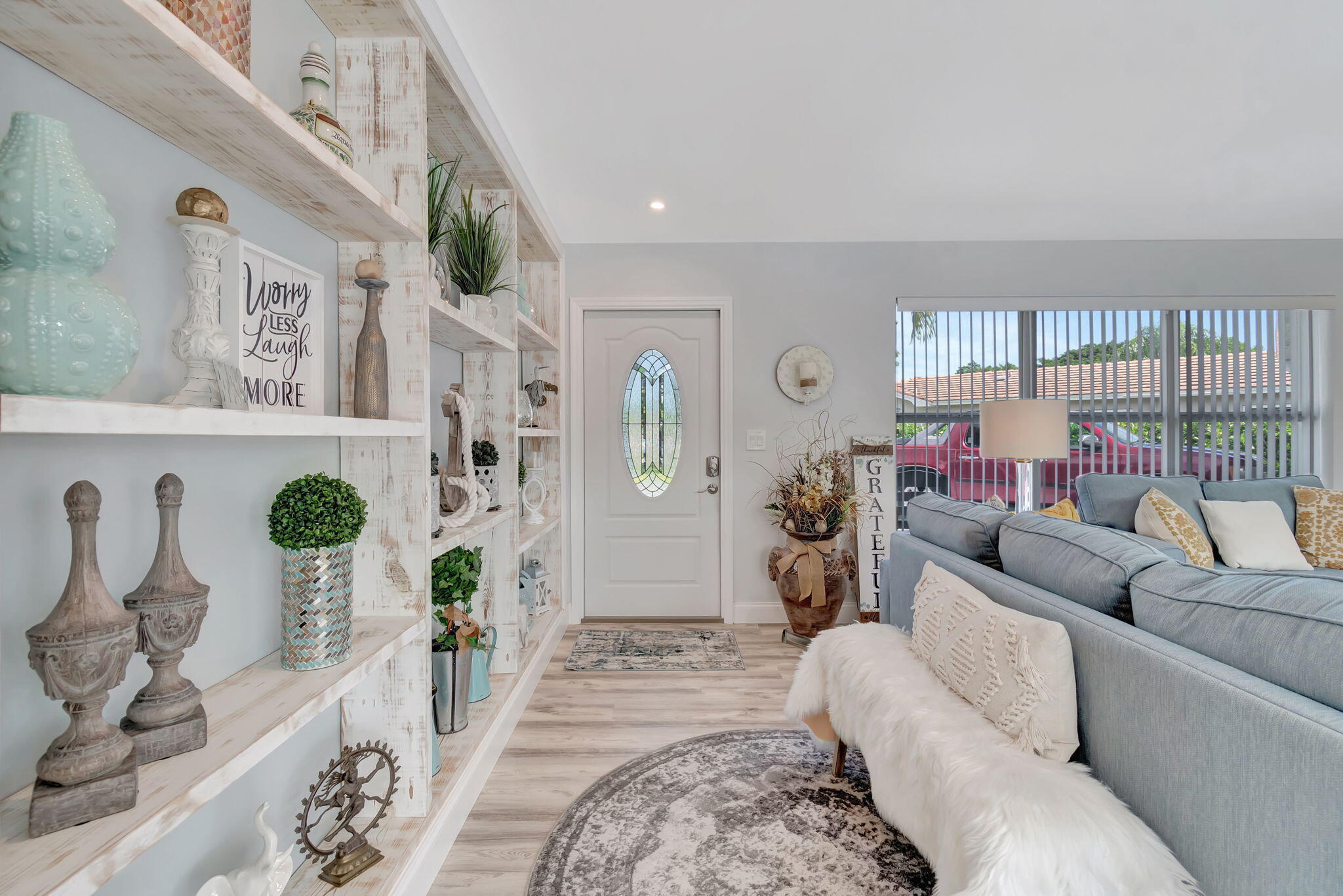 VENETIAN ISLE - Residential