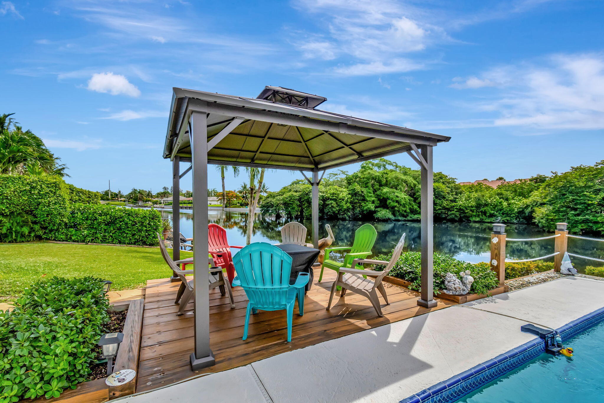 VENETIAN ISLE - Residential