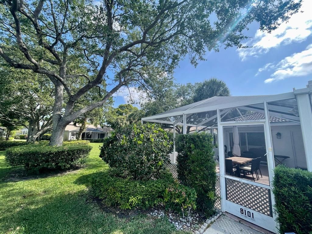 Photo of 8101 Chapman Oak Court, Palm Beach Gardens, FL 33410 (MLS # R10815588)