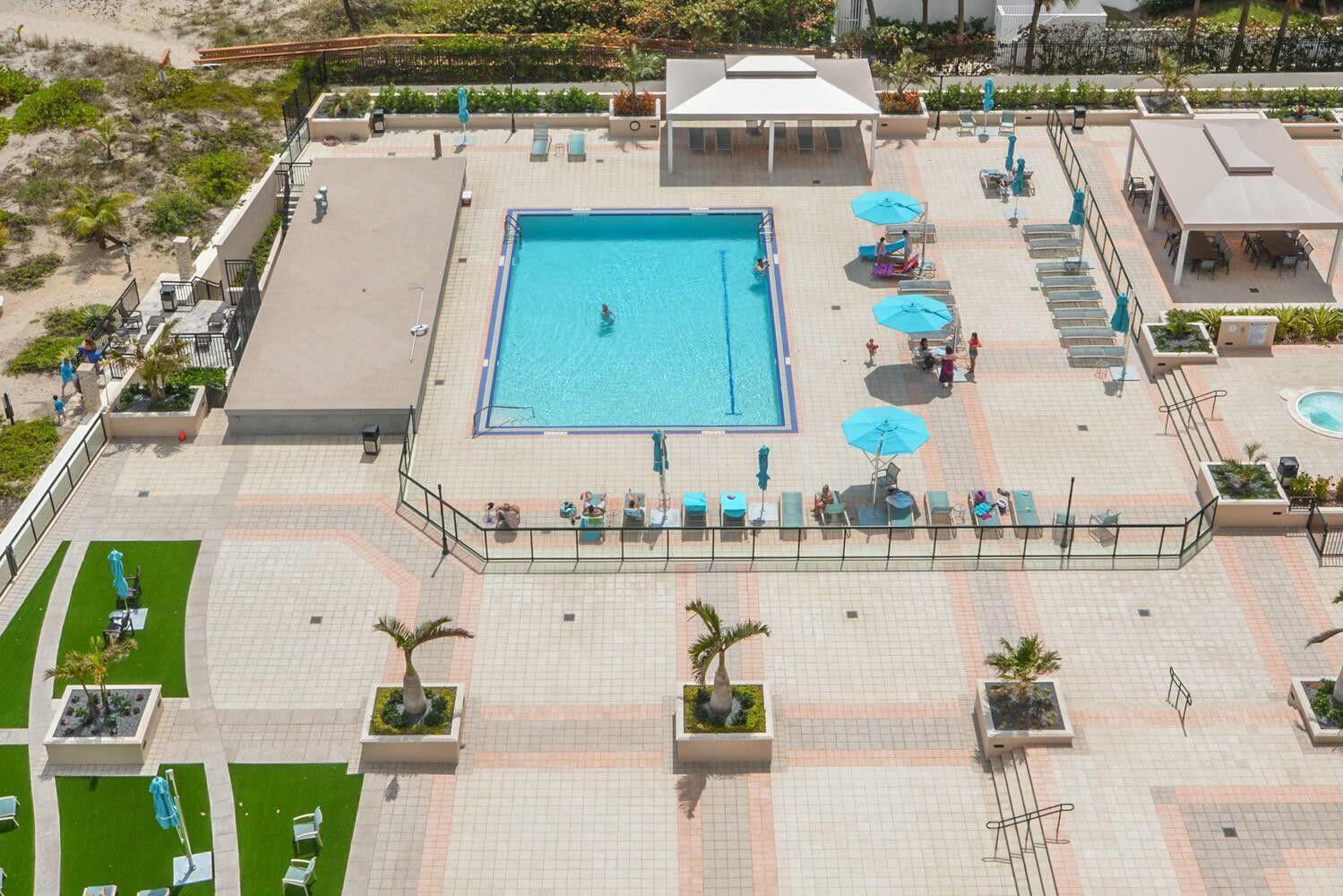 WHITEHALL - Residential