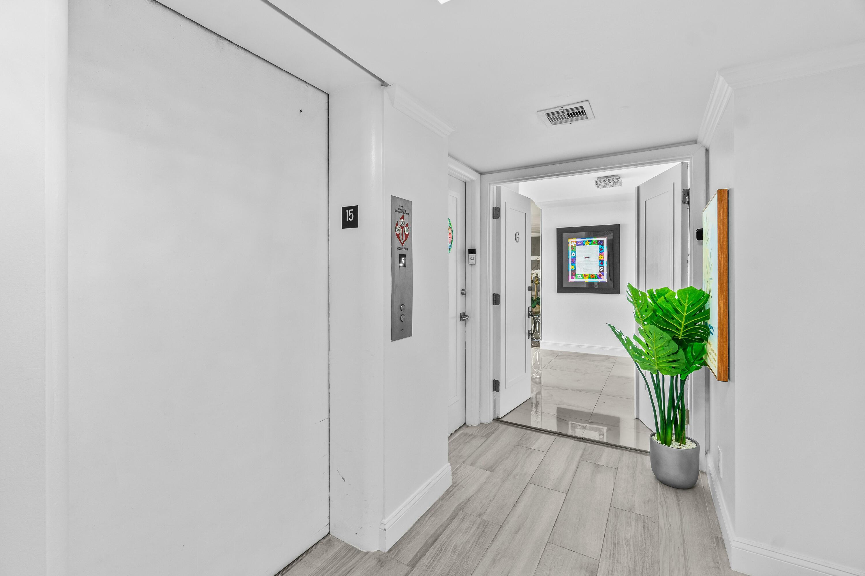 WHITEHALL - Residential