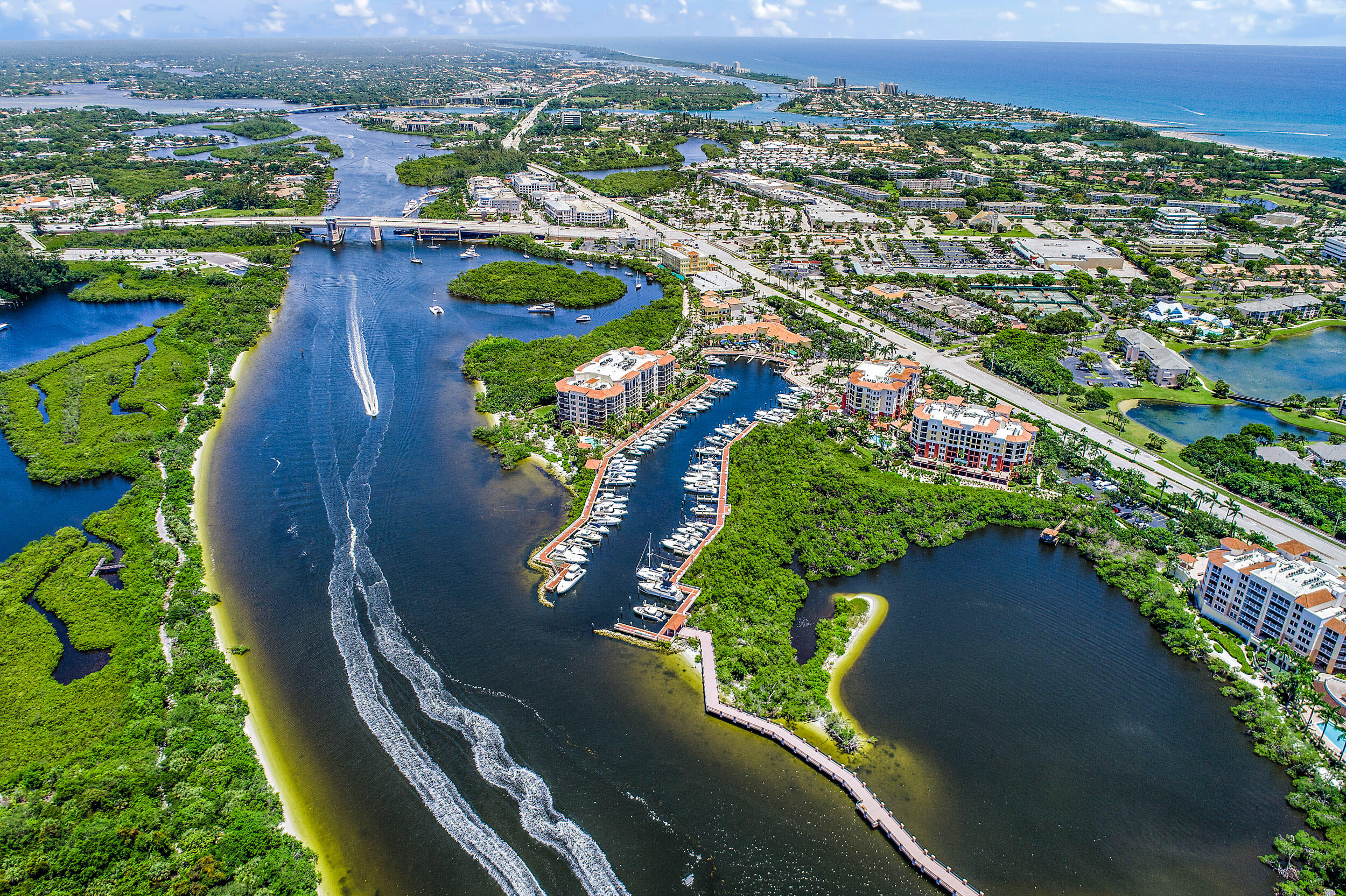 JUPITER YACHT CLUB - Residential