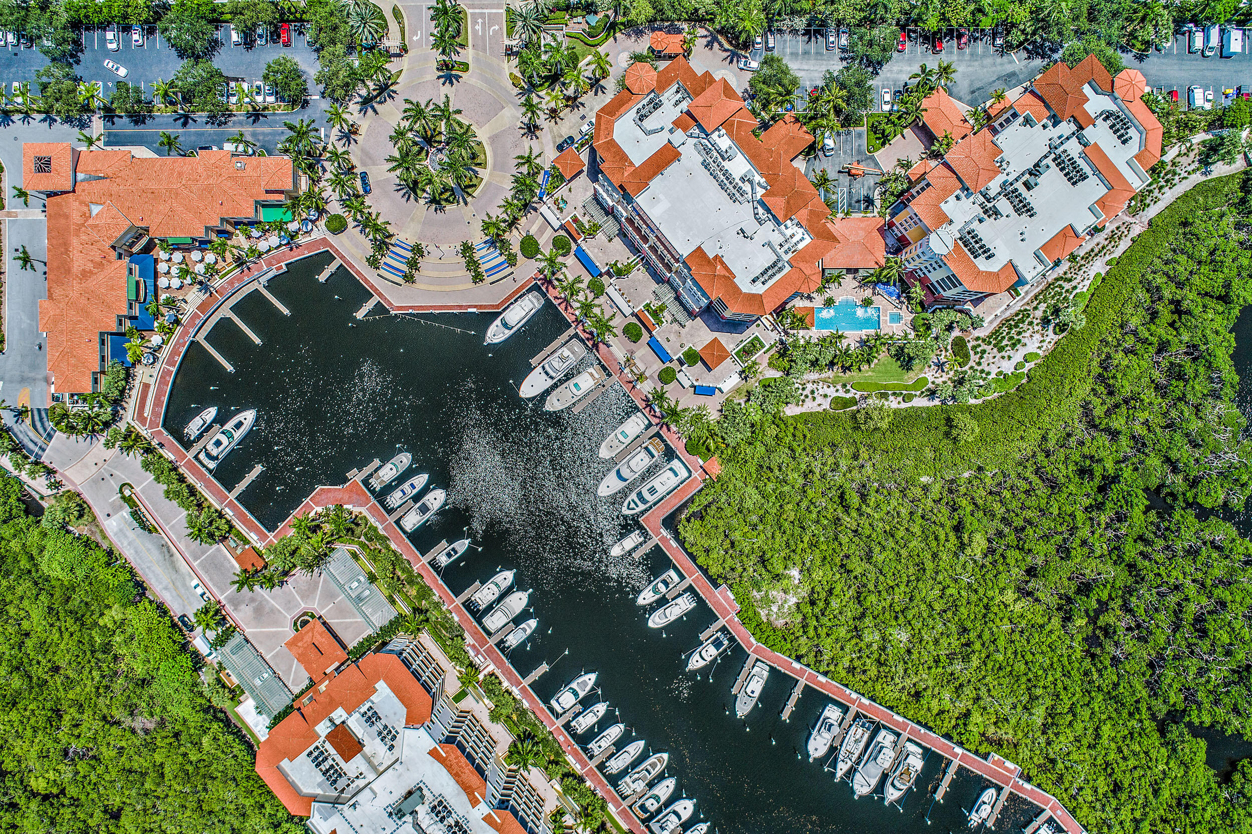 JUPITER YACHT CLUB - Residential