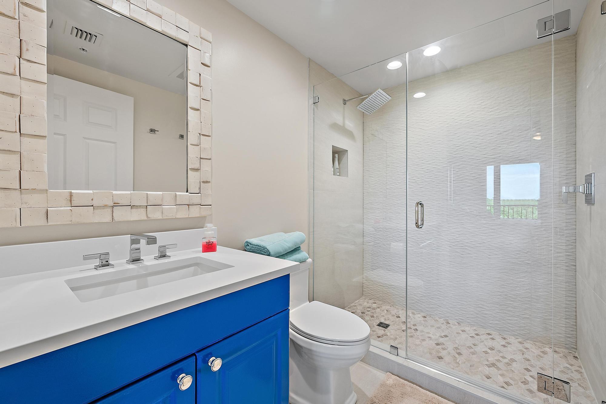 JUPITER YACHT CLUB - Residential