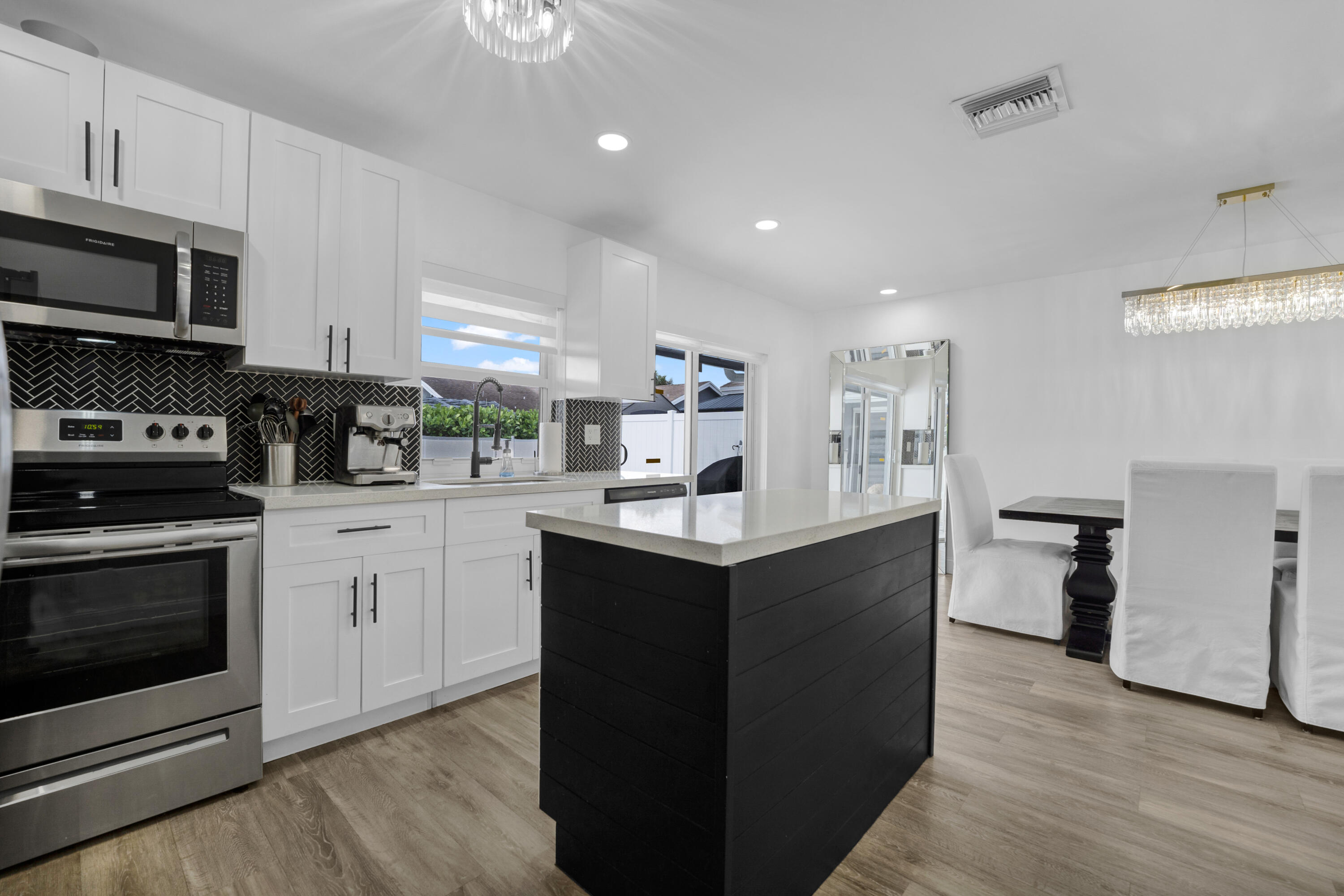 NORTH LAUDERDALE VILLAGE SEC 2 - Residential