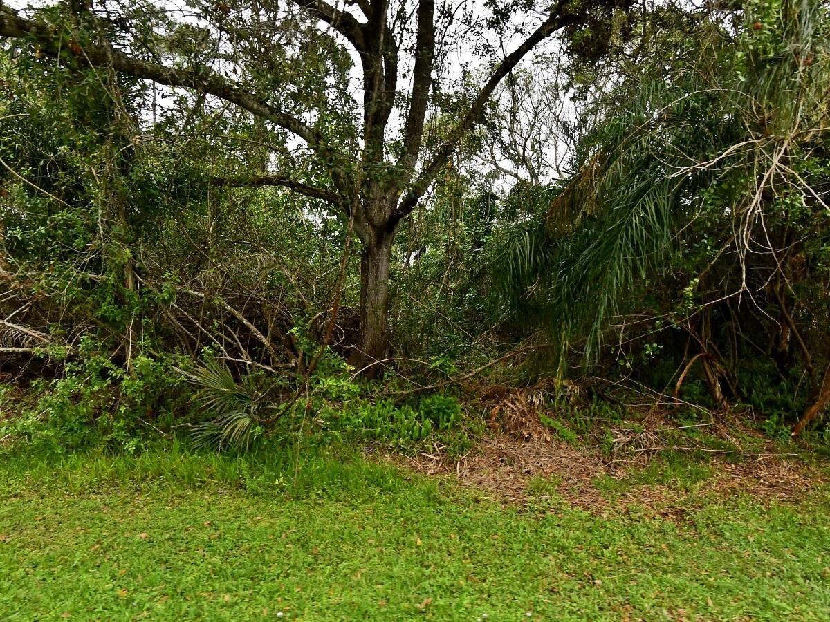 LAKEWOOD PARK UNIT 5 - Land