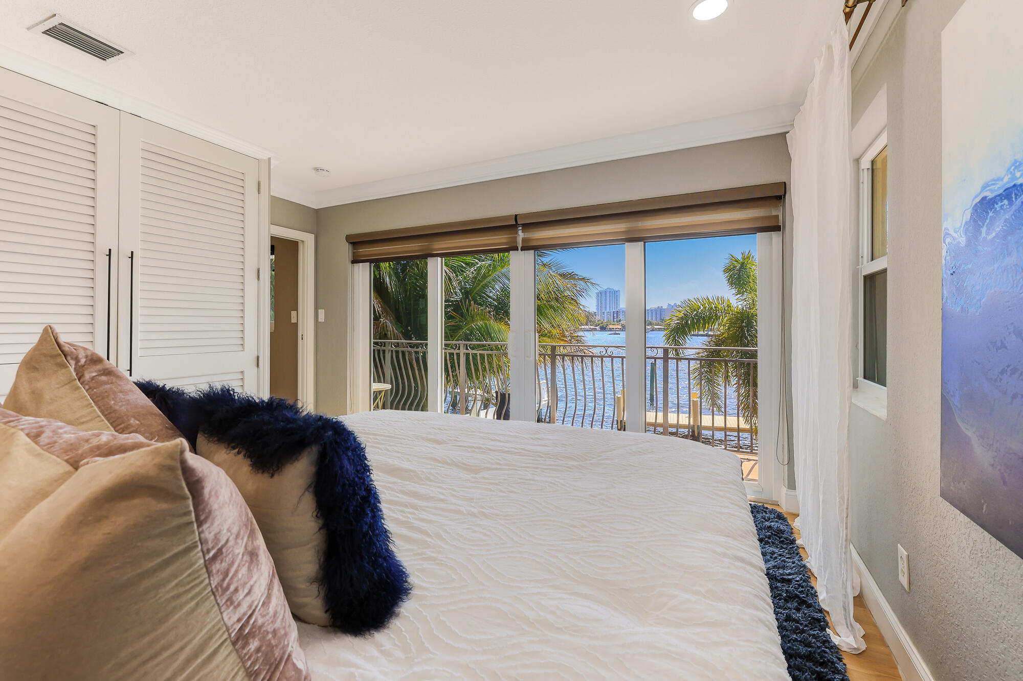 CYPRESS POINT - Residential