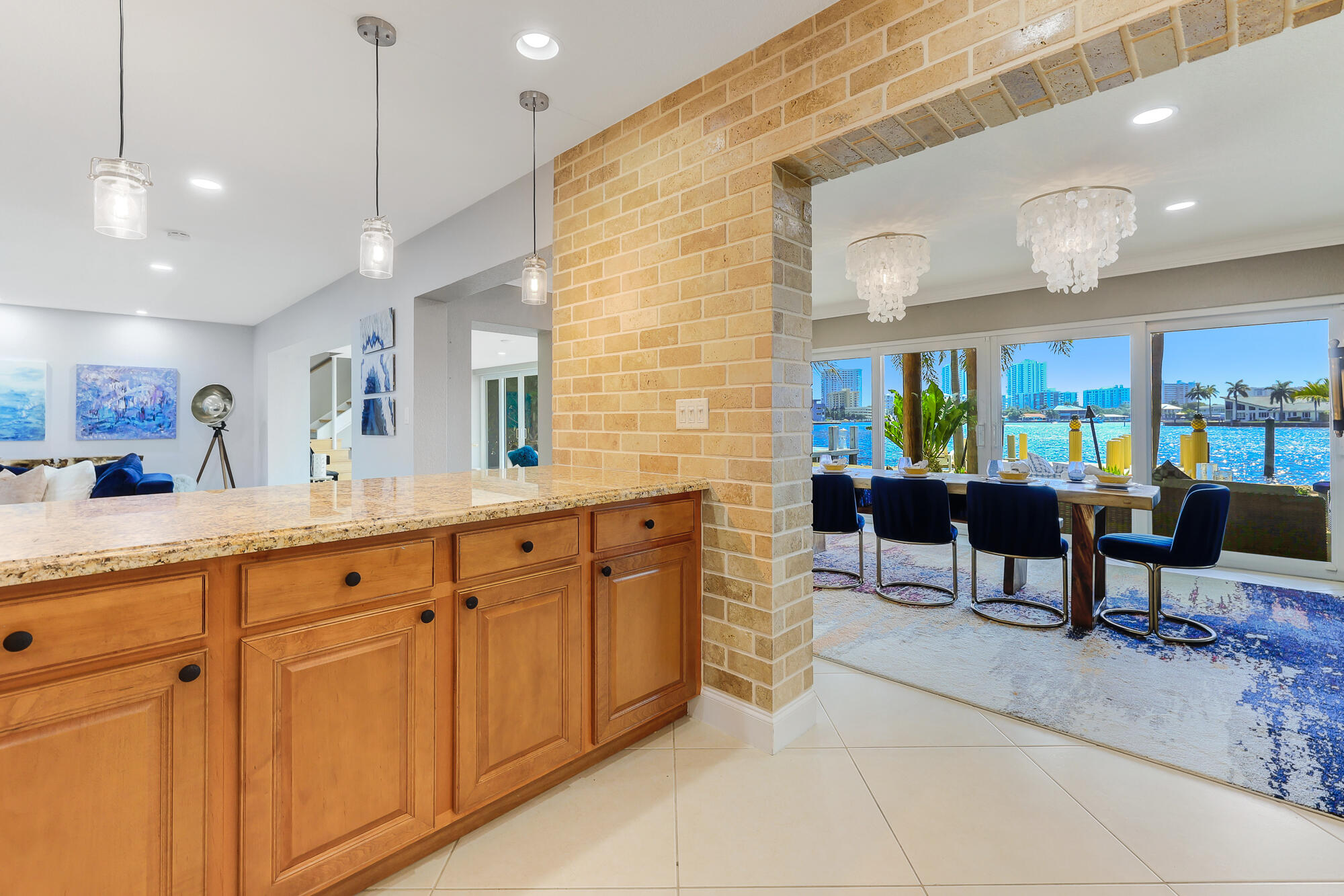 CYPRESS POINT - Residential