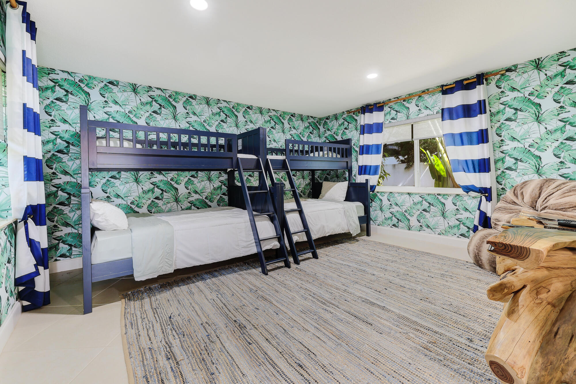 CYPRESS POINT - Residential