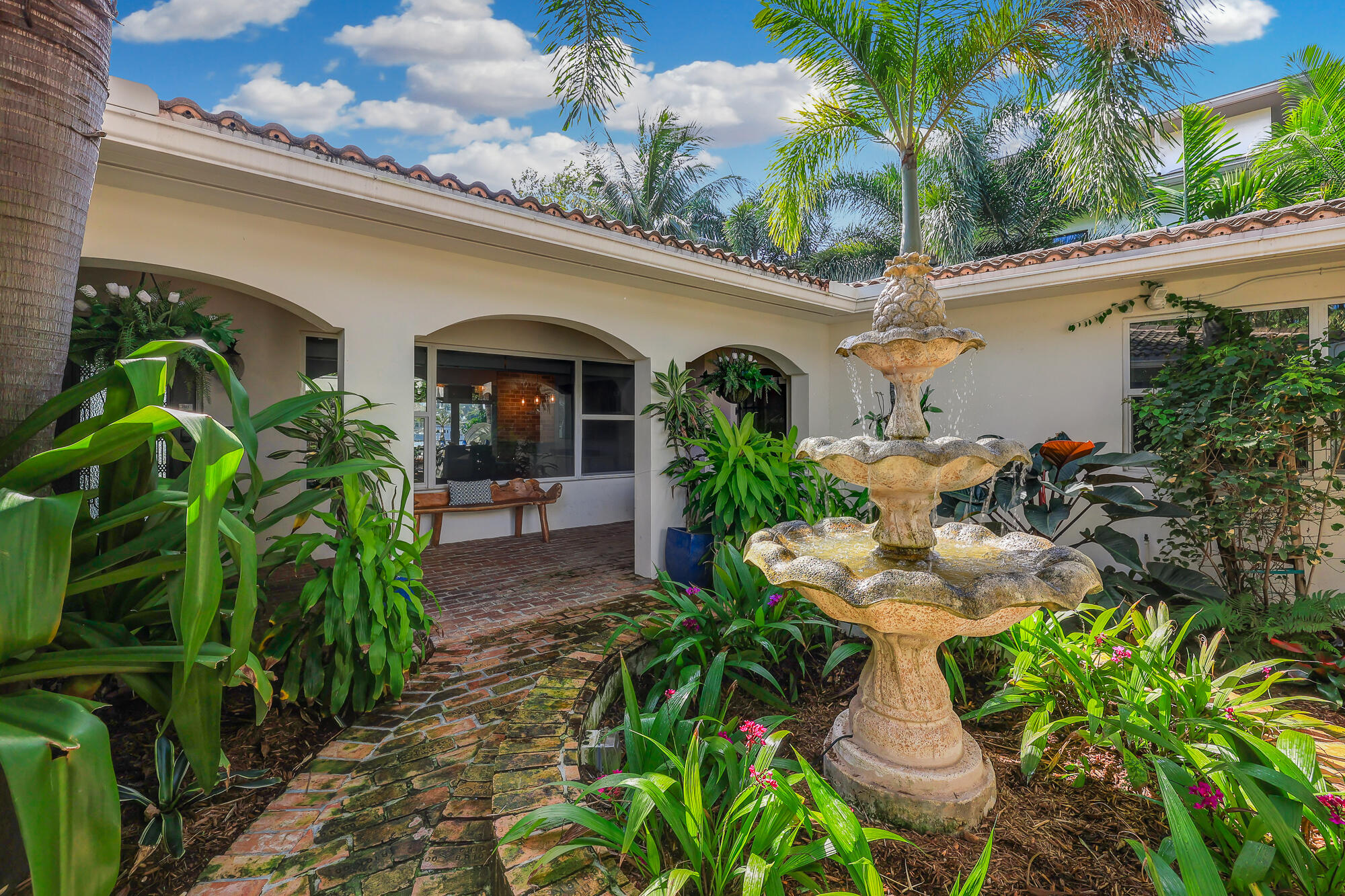 CYPRESS POINT - Residential