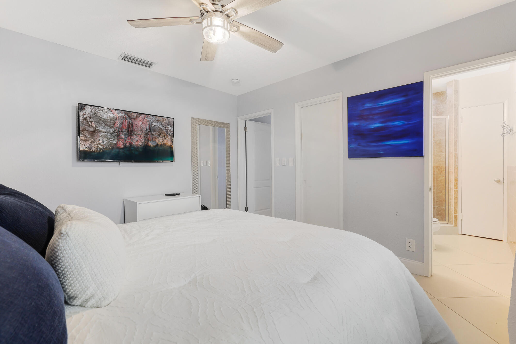 CYPRESS POINT - Residential