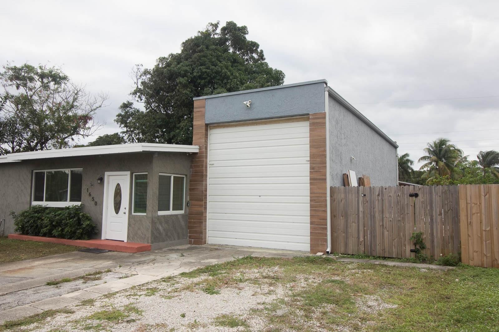 1650 NE 44TH Street