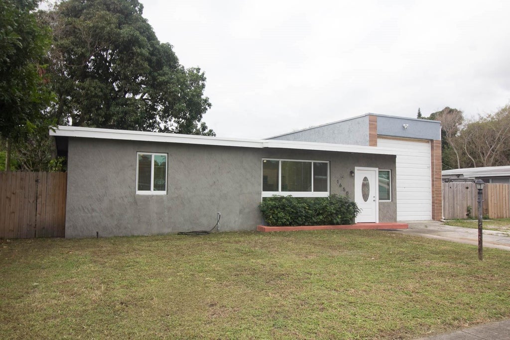 Photo of 1650 NE 44TH Street, Pompano Beach, FL 33064 (MLS # B26077031)