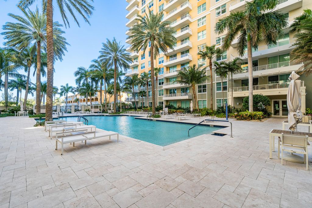 Photo of 625 Casa Loma Boulevard #1407, Boynton Beach, FL 33435 (MLS # R11015999)