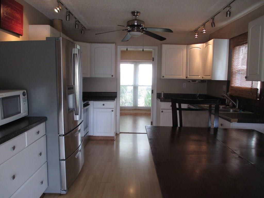 CYPRESS LAKES - Residential