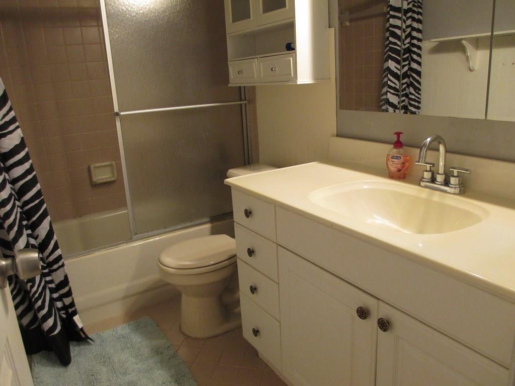 CYPRESS LAKES - Residential