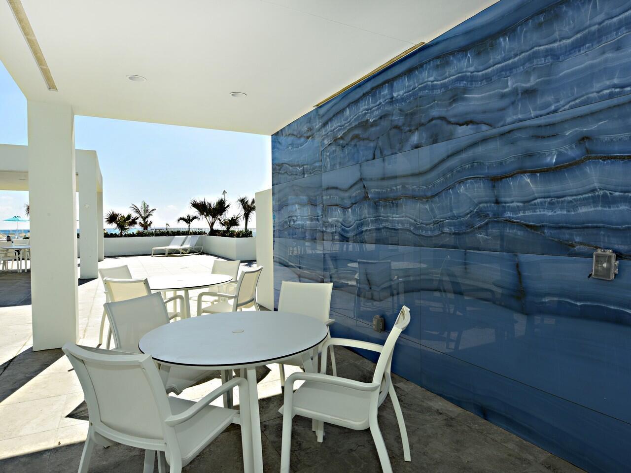 PATRICIAN OF PALM BEACH CONDO - Residential Lease