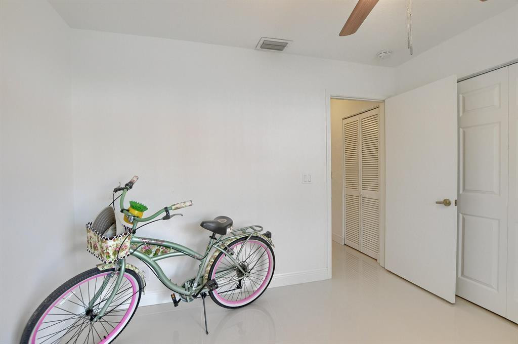 Anglo-American Two 125-34 - Residential Lease