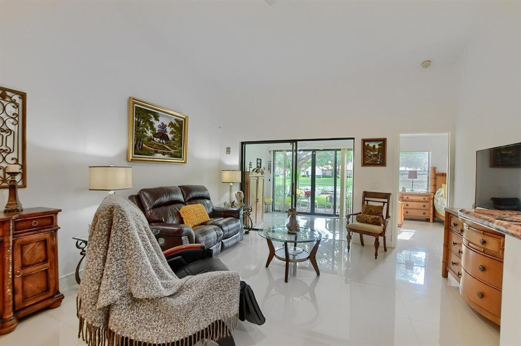 Anglo-American Two 125-34 - Residential Lease