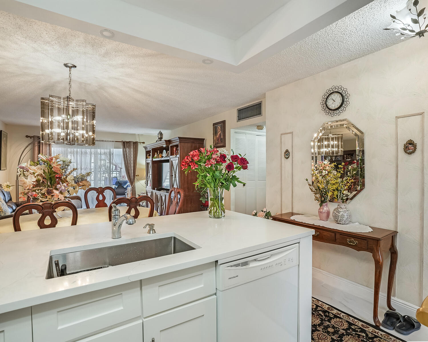UMBRA GARDENS CONDO - Residential