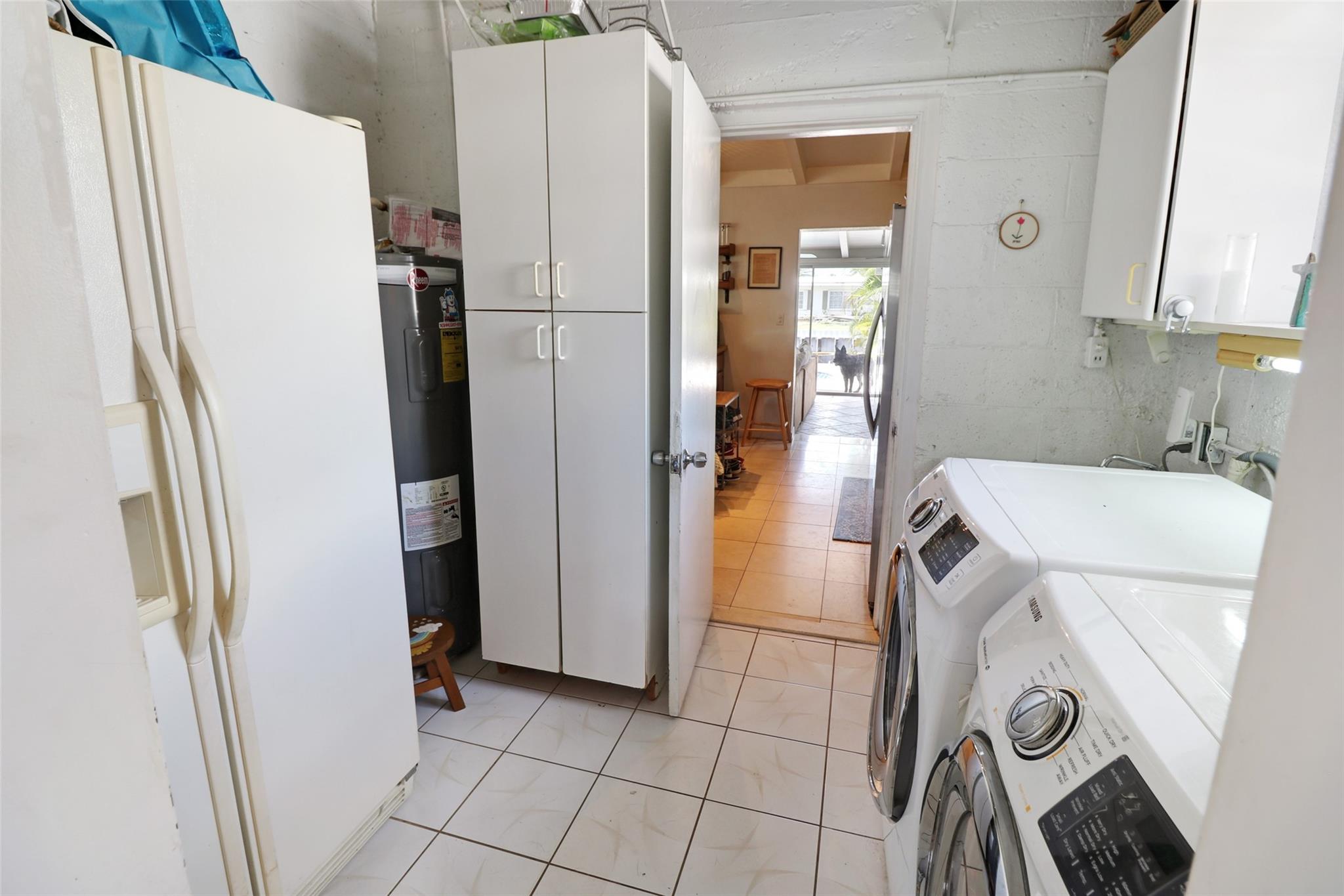 Lauderdale Isles 2 35-33 - Residential