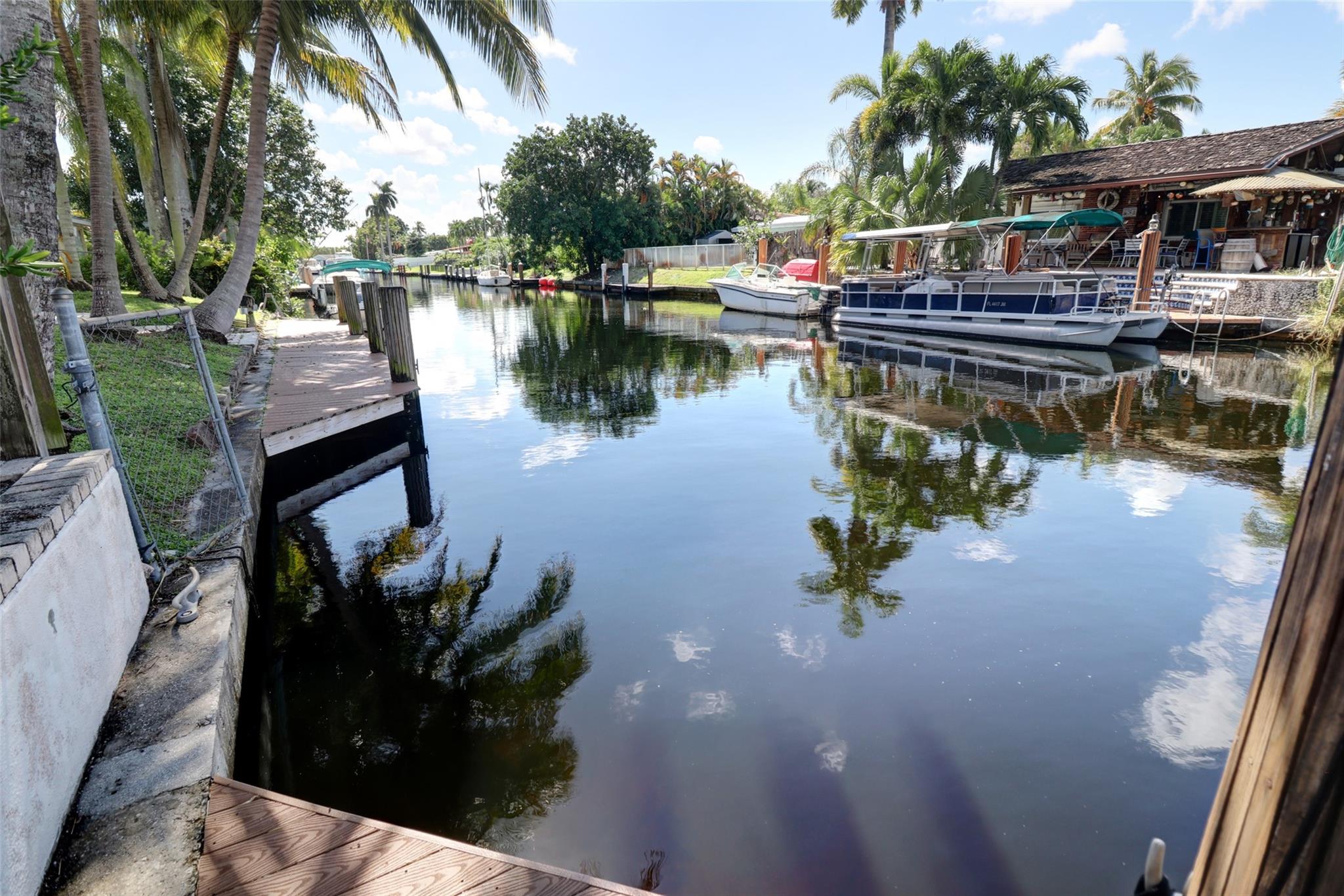 Lauderdale Isles 2 35-33 - Residential