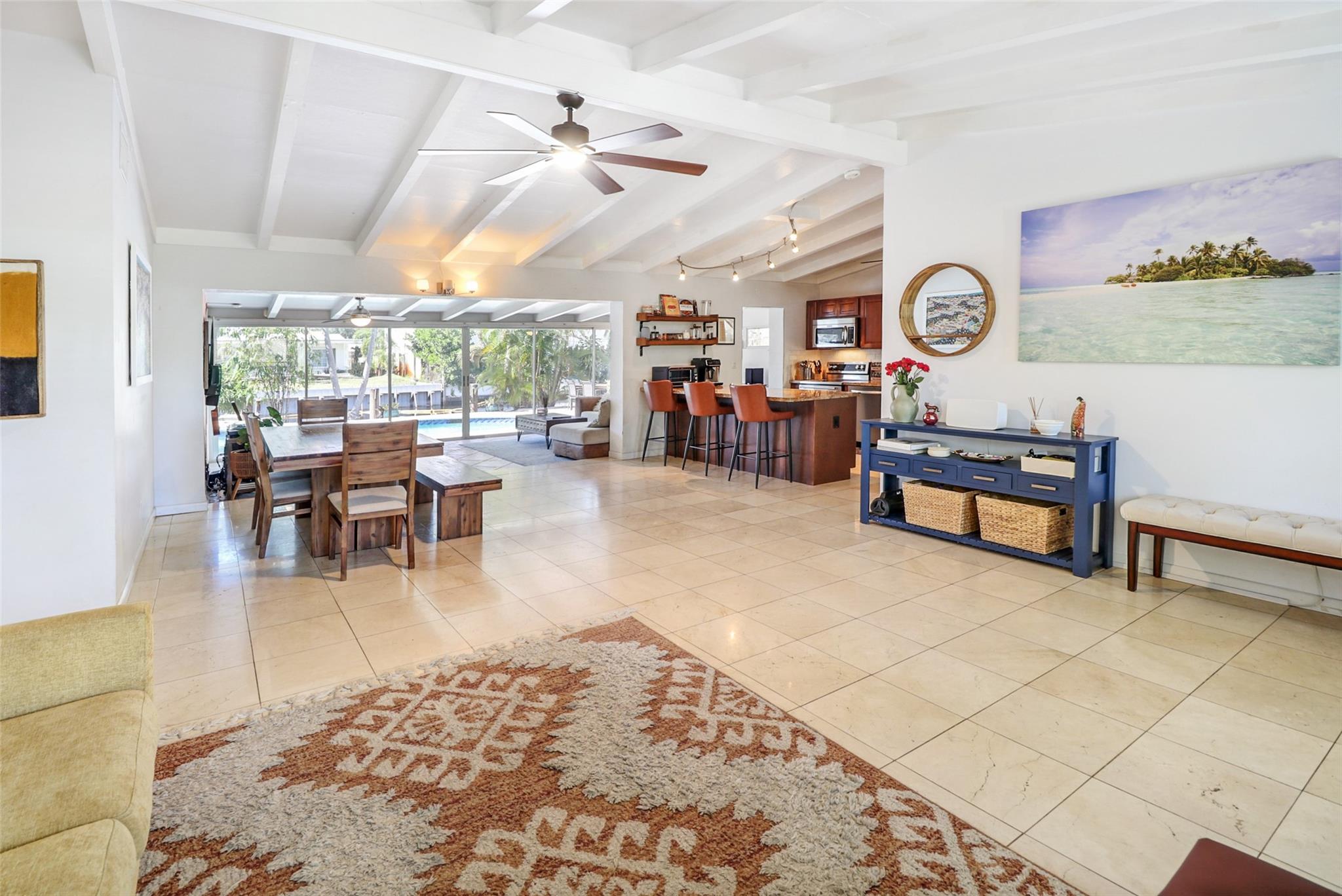 Lauderdale Isles 2 35-33 - Residential