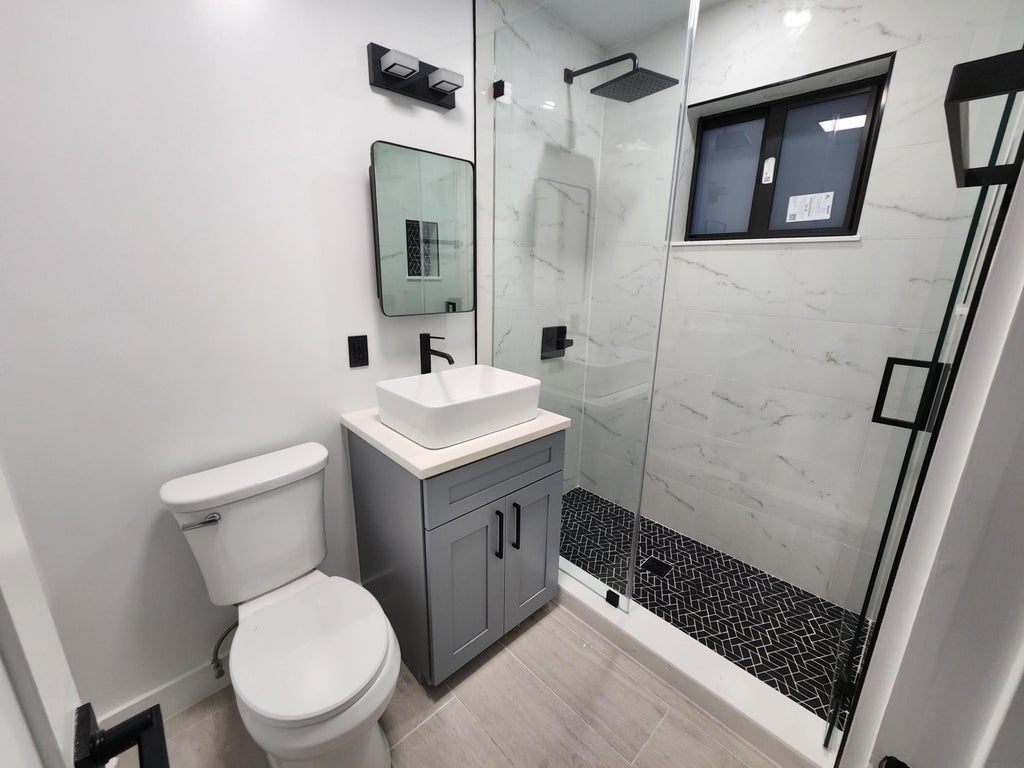 Photo of 2041 NE 56th Street #1, Fort Lauderdale, FL 33308 (MLS # B26092106)