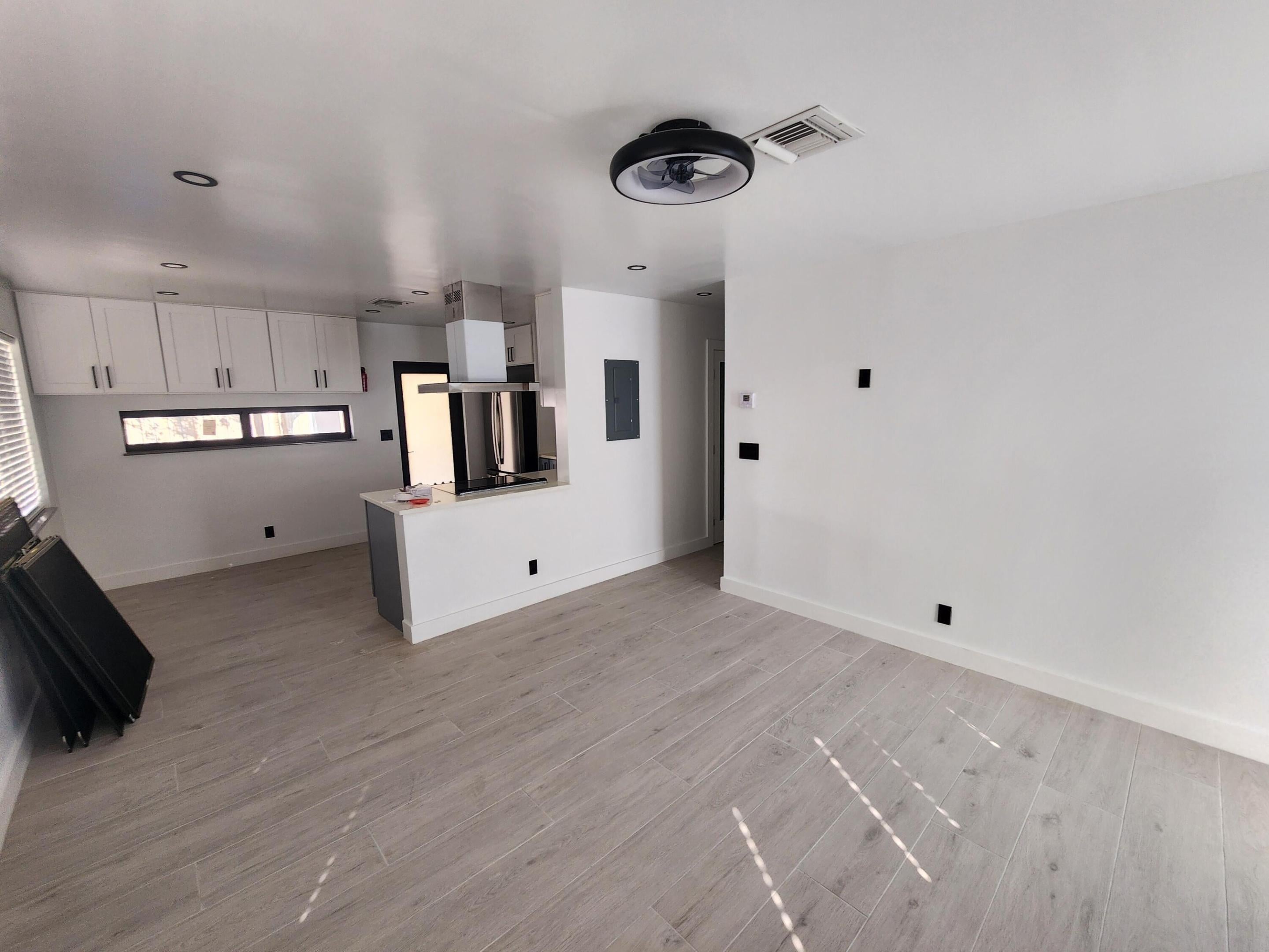 2041 NE 56th Street 1