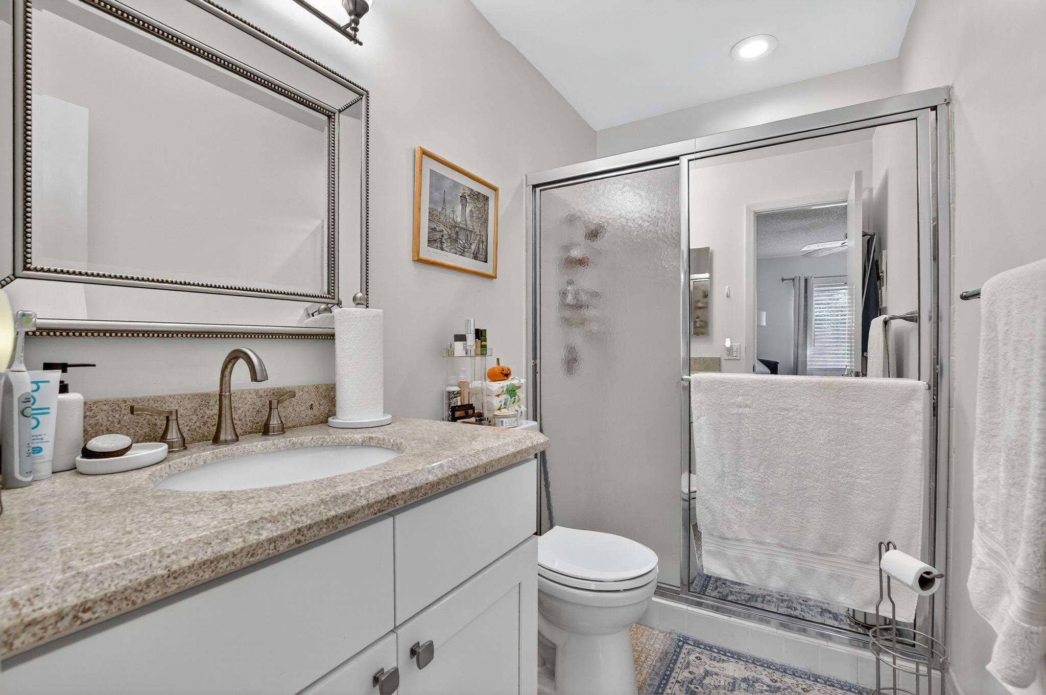 WHISPER WALK - Residential Lease