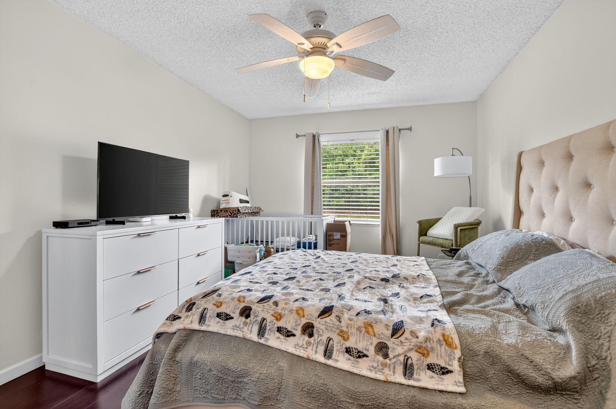 WHISPER WALK - Residential Lease