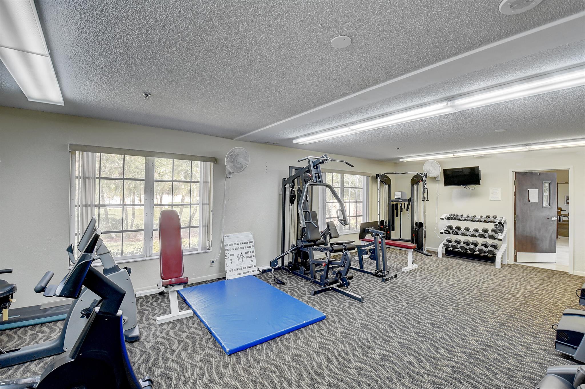 WHISPER WALK - Residential Lease