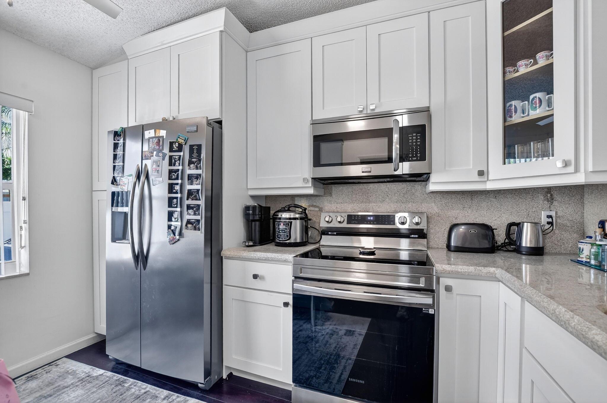 WHISPER WALK - Residential Lease