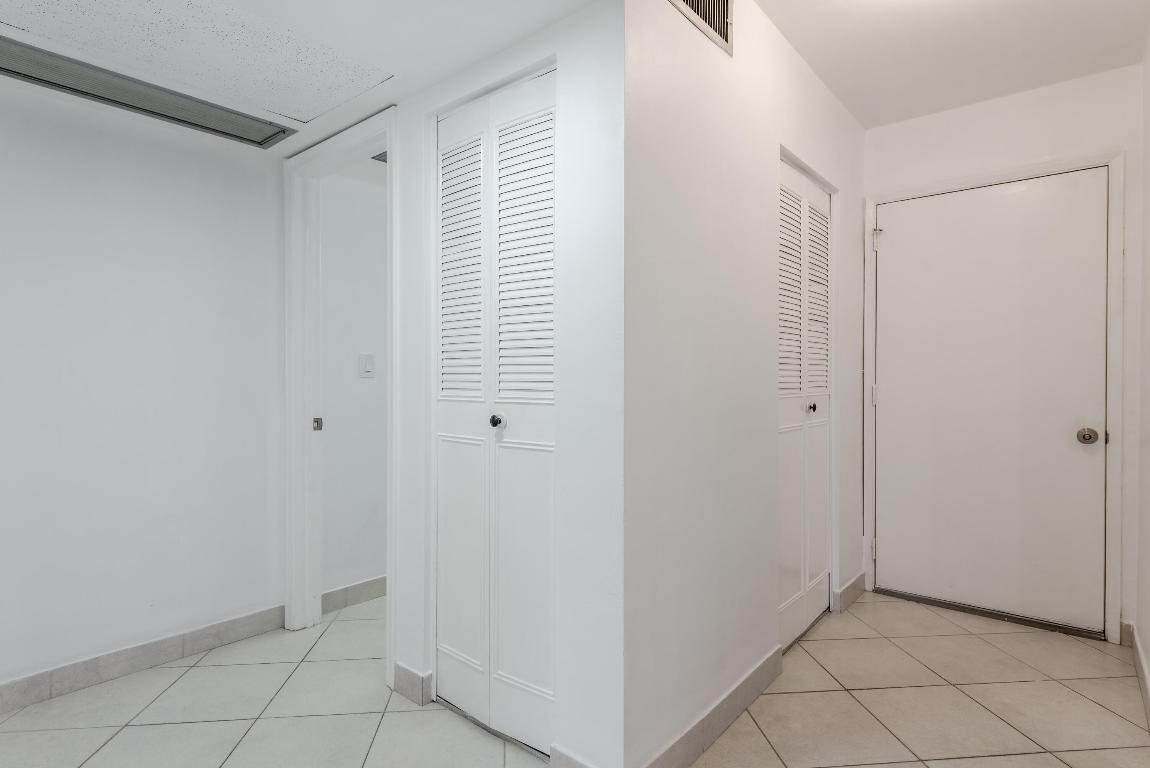 LAKE CLARKE GARDENS - Residential