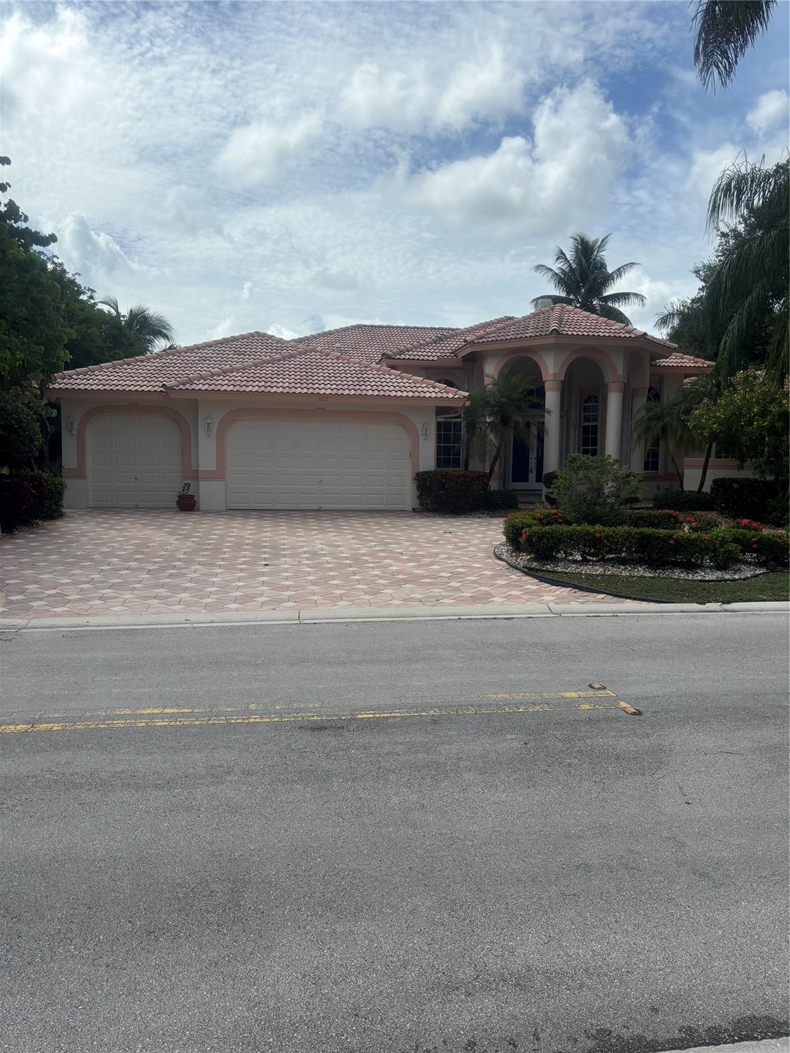 1812 NW 124th Ave