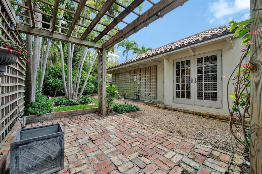 ROYAL PARK - Residential