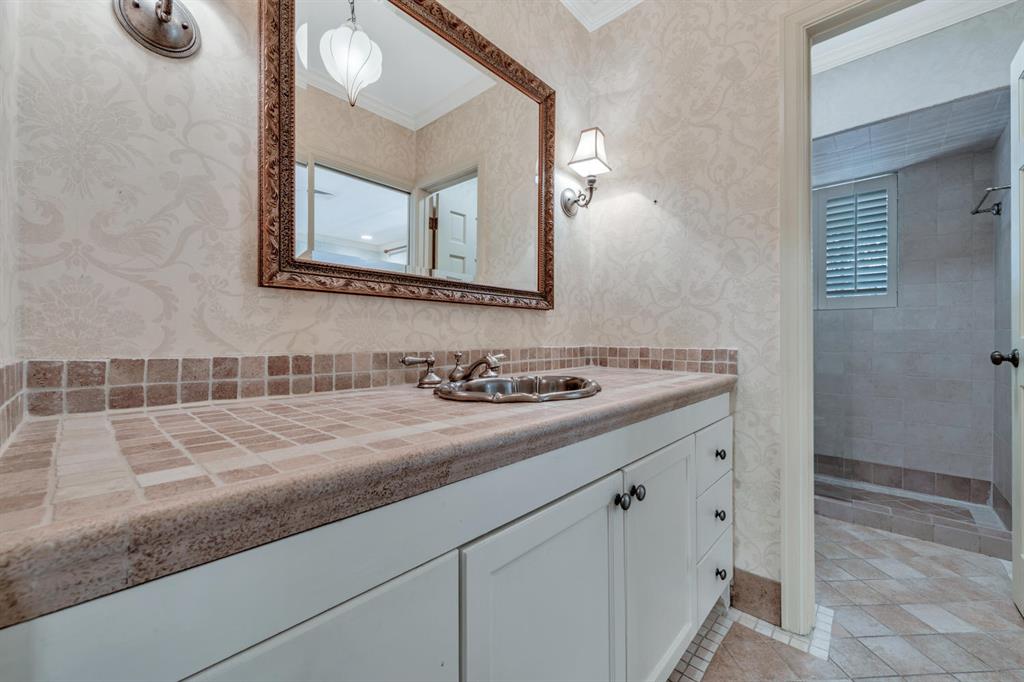 ROYAL PARK - Residential