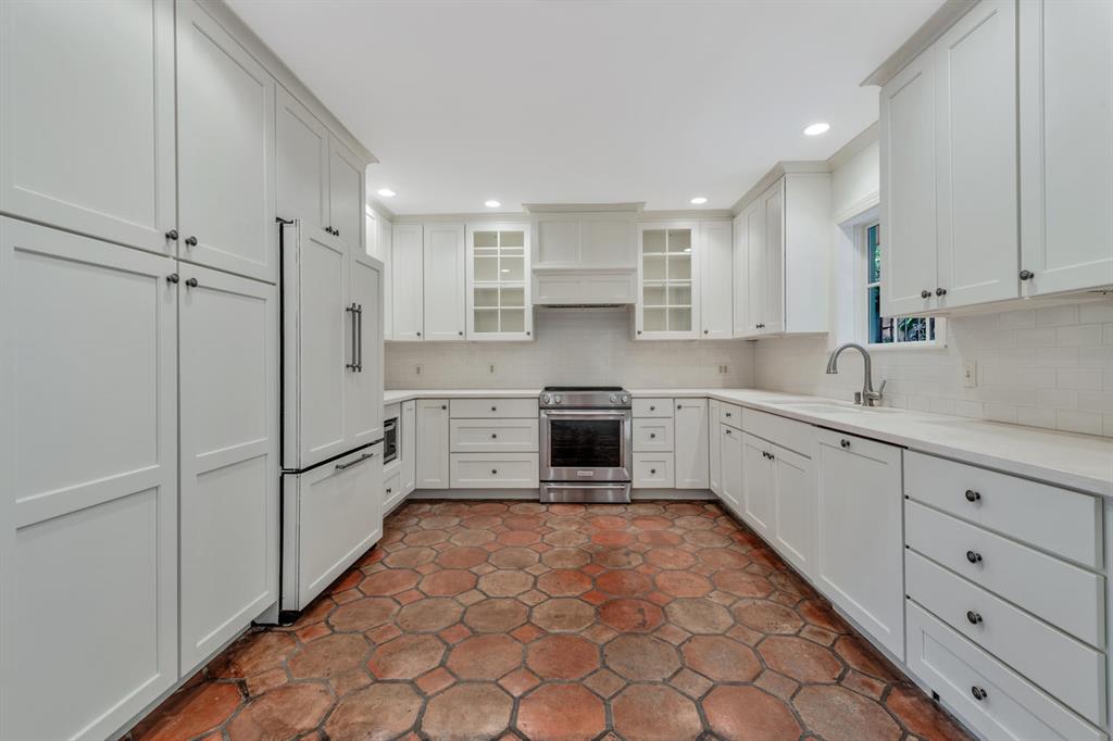 ROYAL PARK - Residential