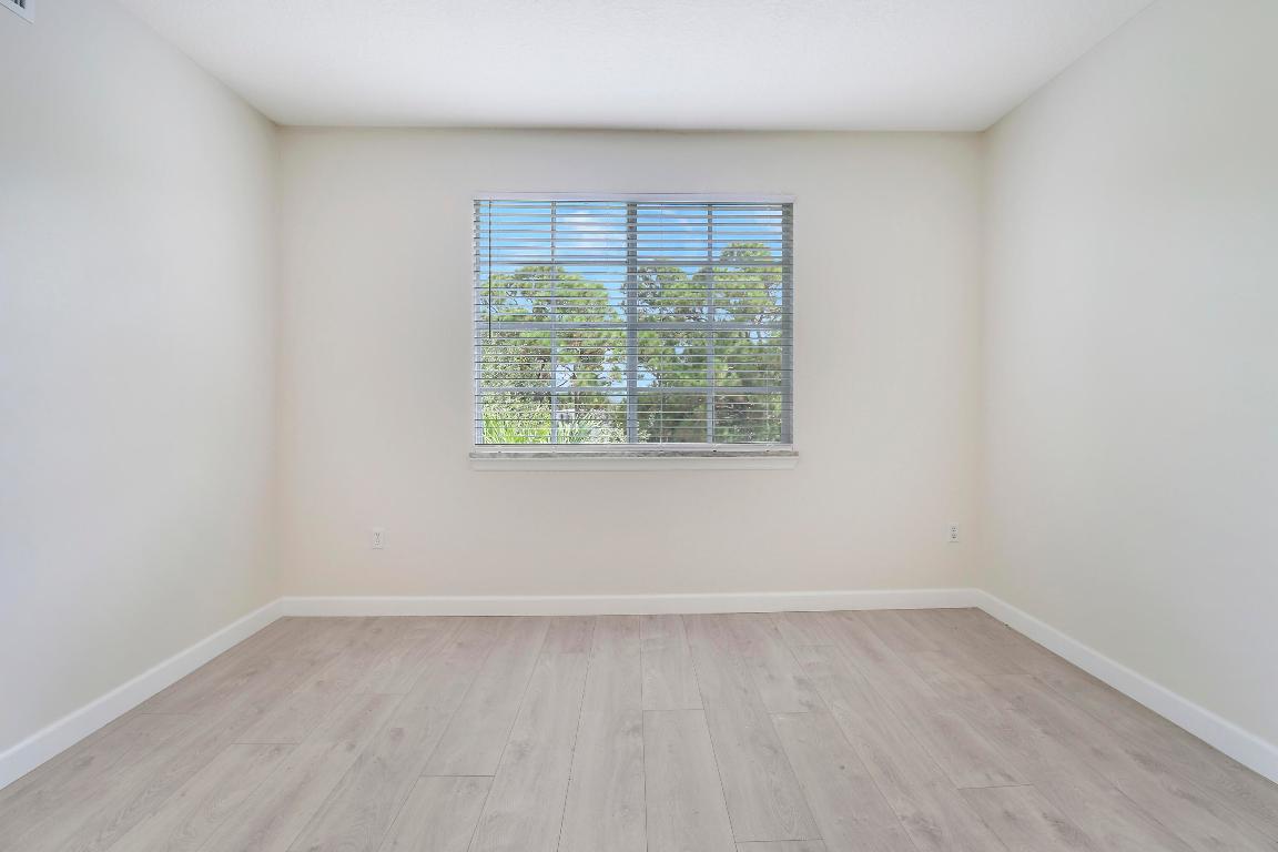 FIORE AT THE GARDENS CONDO - Residential Lease