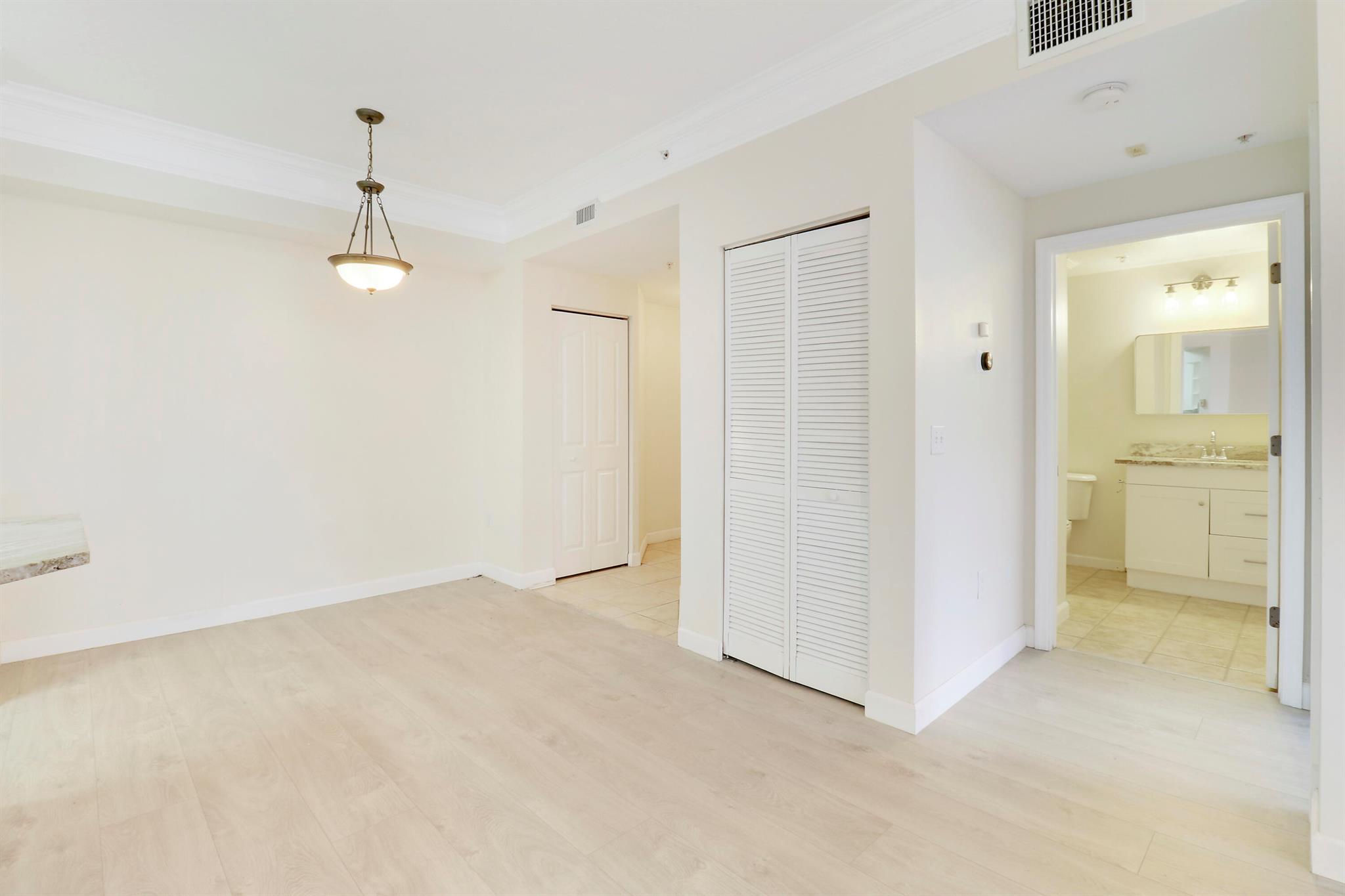 FIORE AT THE GARDENS CONDO - Residential Lease