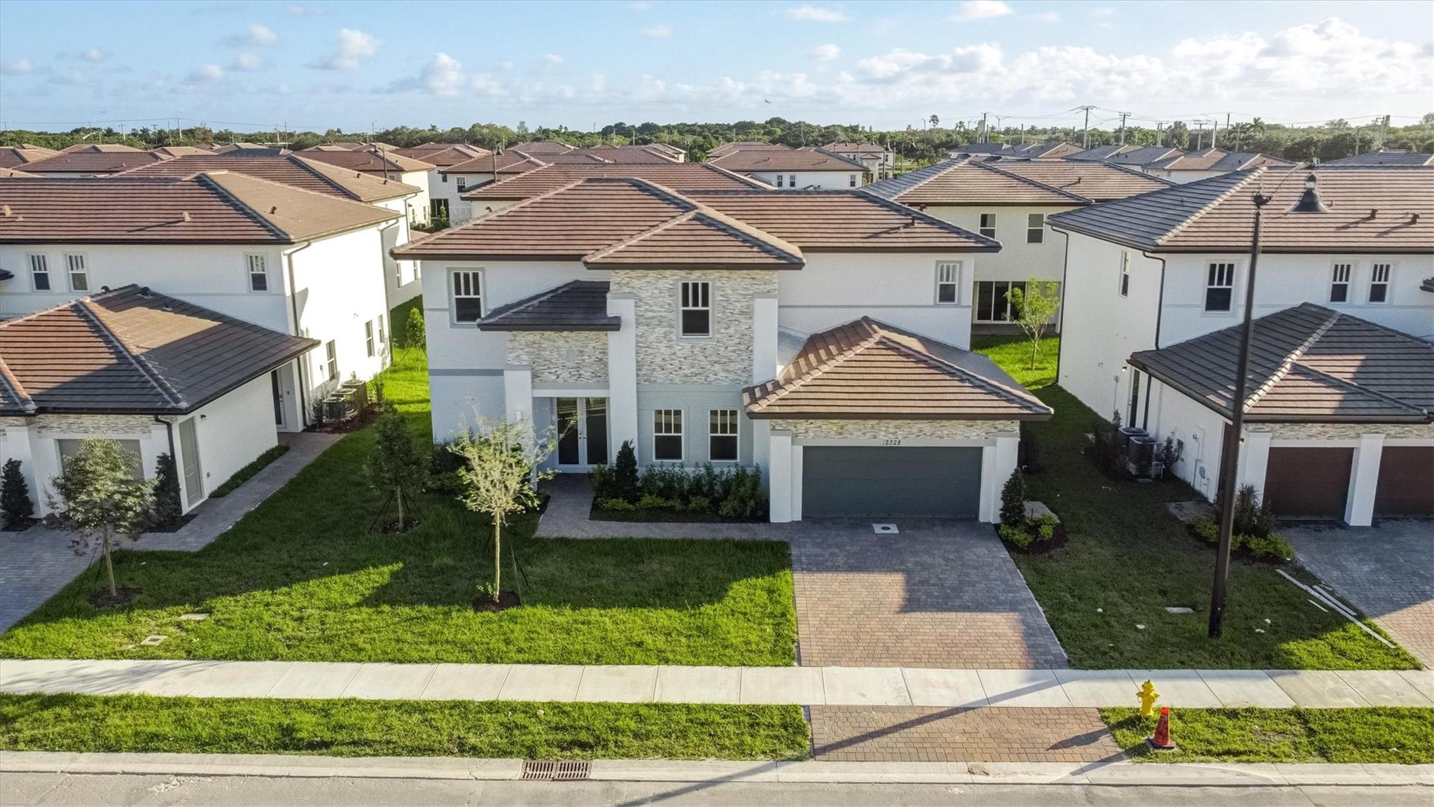 CRESCENT RIDGE - Residential