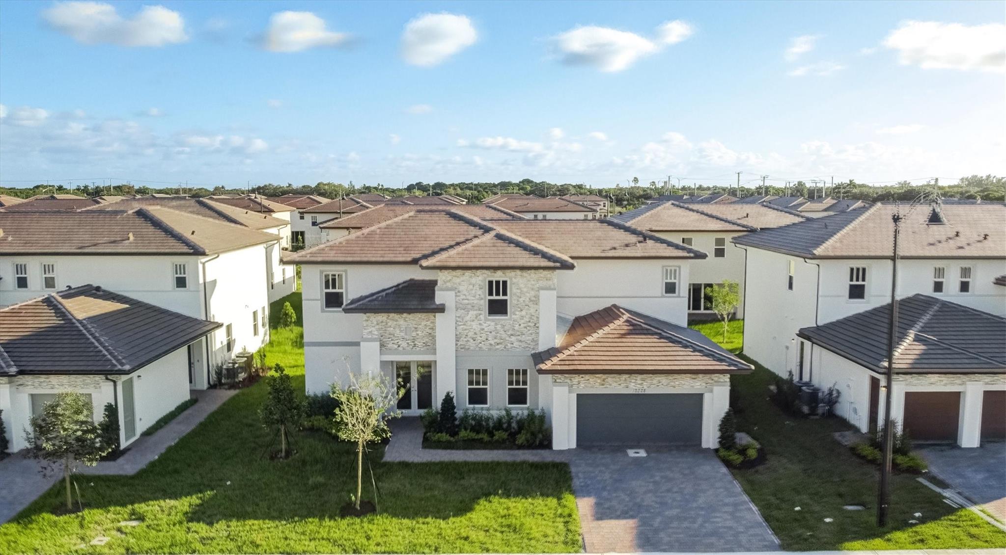 CRESCENT RIDGE - Residential